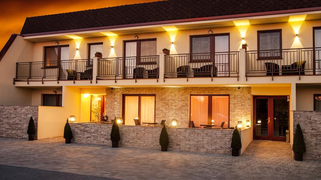 Penzion Pohodicka Bratislava Ngoại thất bức ảnh
